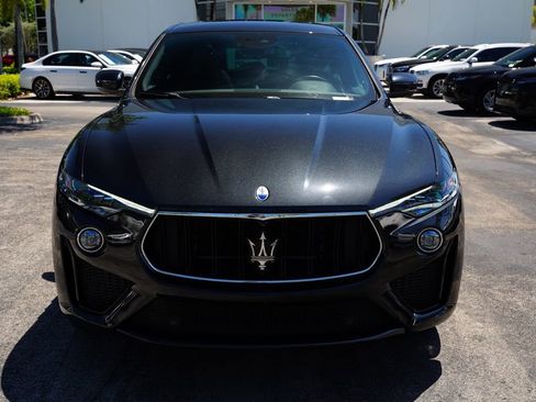 Used 2022 Maserati Levante Modena S AWD/4WD image 2