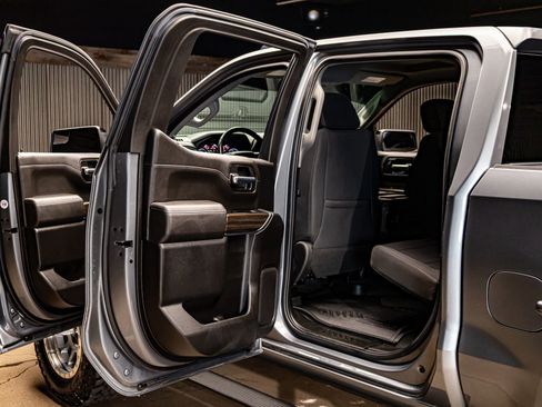 Used 2022 Chevrolet Silverado 1500 LT Trail Boss w/ Bed Protection Package image 28