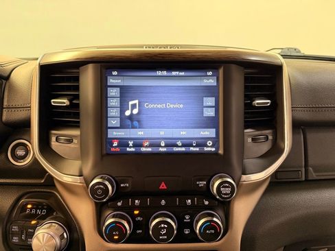 Used 2020 RAM 1500 Laramie w/ Off Road Group image 20