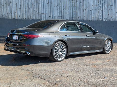 Used 2022 Mercedes-Benz S 580 S 580 w/ AMG Line Package image 4
