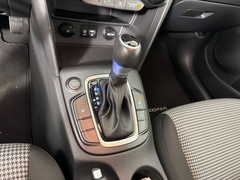 Used 2021 Hyundai Kona SEL FWD image 17
