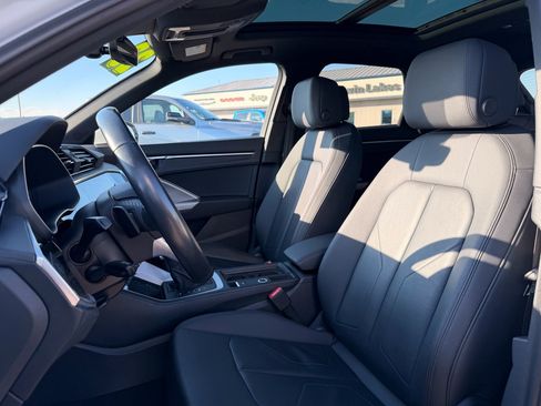 Used 2023 Audi Q3 2.0T Premium image 10