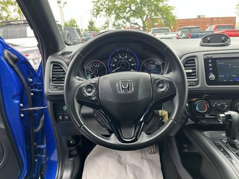 Used 2021 Honda HR-V Sport image 13