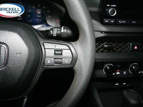 Certified 2023 Honda Accord LX image 28
