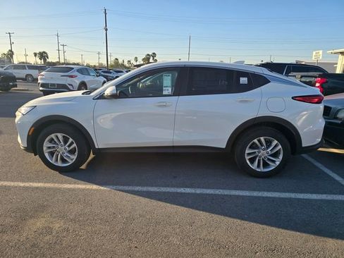 New 2026 Buick Envista Sport Touring w/ Convenience I Package FWD image 8