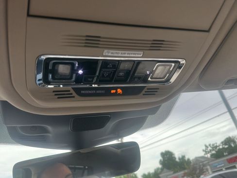 Used 2021 Lincoln Aviator Reserve w/ Equipment Group 208A AWD/4WD image 43