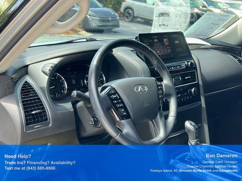Used 2022 INFINITI QX80 Luxe w/ All-Season Package AWD/4WD image 5