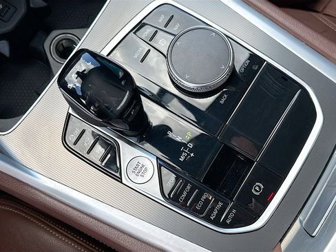 Used 2021 BMW X6 sDrive40i w/ Convenience Package image 29