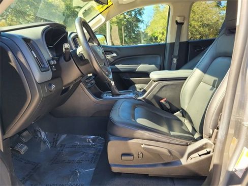 Used 2022 Chevrolet Colorado Z71 w/ Safety Package image 11