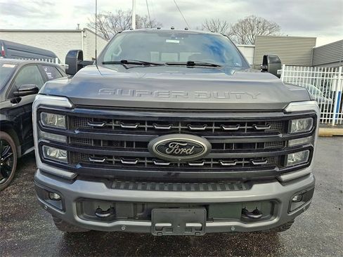 Used 2023 Ford F250 Lariat w/ Lariat Ultimate Package image 2