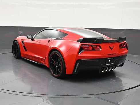 Used 2018 Chevrolet Corvette Grand Sport RWD image 3