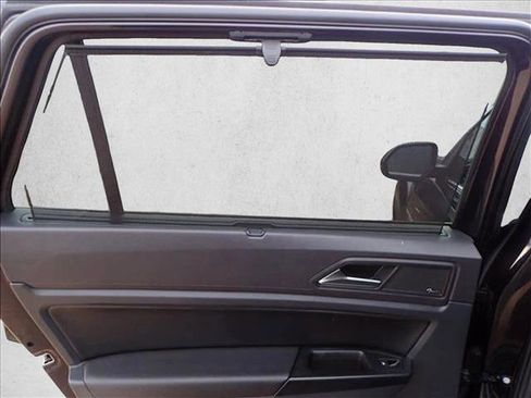 Used 2020 Volkswagen Atlas Cross Sport SEL Premium R-Line image 12