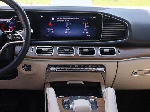 Used 2024 Mercedes-Benz GLE 450 4MATIC image 27