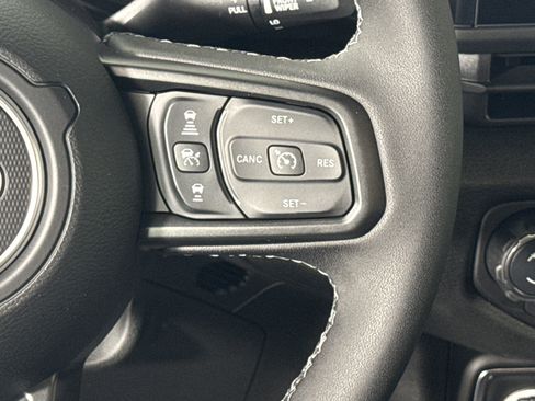 New 2026 Jeep Gladiator Sport image 18