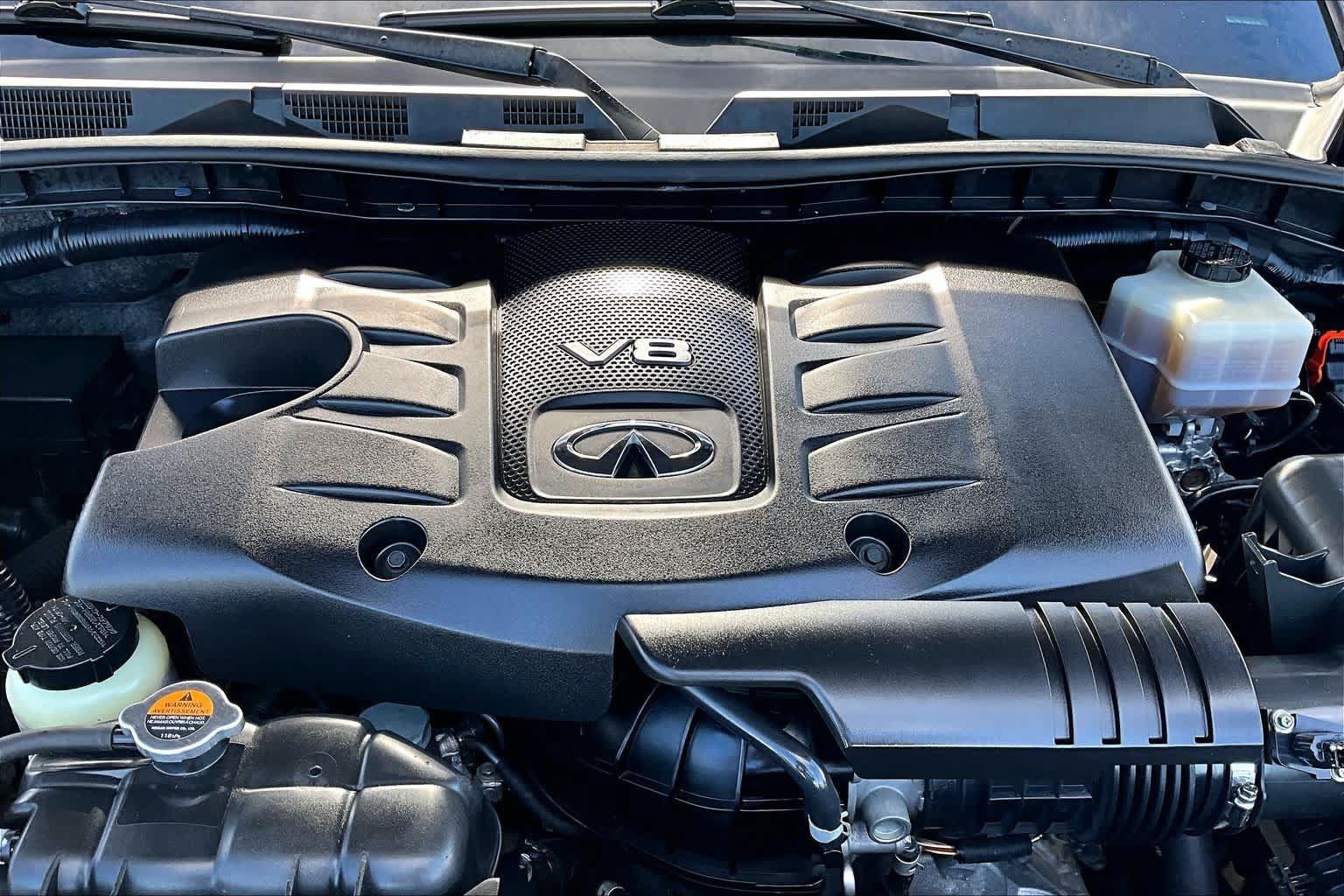 Used 2012 INFINITI QX56 4WD w/ Deluxe Touring Pkg image 32