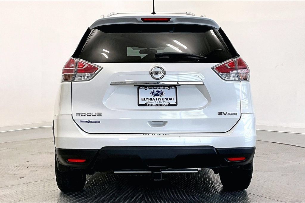 Used 2015 Nissan Rogue SV AWD/4WD image 4