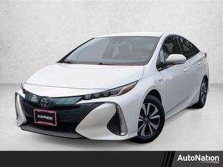 Used 2018 Toyota Prius Prime Plus video 1