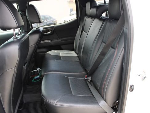 Used 2019 Toyota Tacoma TRD Pro AWD/4WD image 14