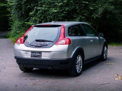 Used 2010 Volvo C30 T5 FWD image 13