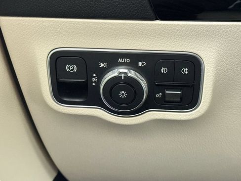 Certified 2026 Mercedes-Benz GLA 250 4MATIC image 33