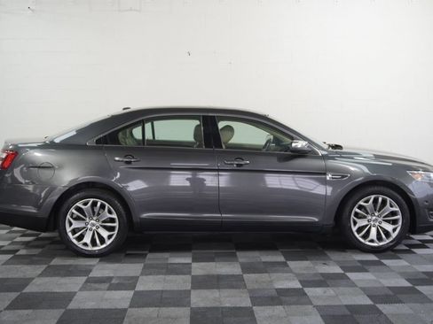 Used 2018 Ford Taurus Limited w/ Driver Assist Package AWD/4WD image 7