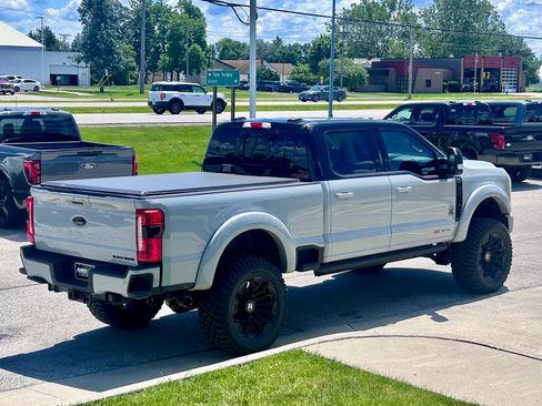 Used 2026 Ford F250 Lariat w/ Black Appearance Package AWD/4WD image 6
