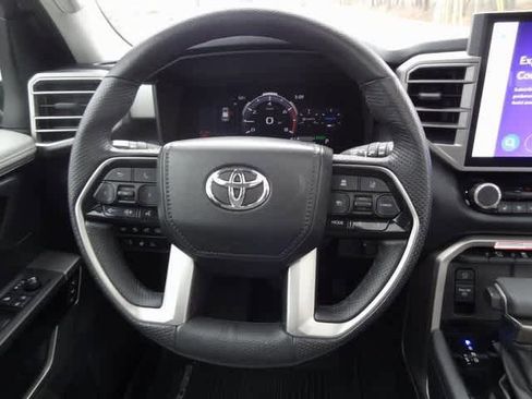Used 2023 Toyota Sequoia Limited image 17
