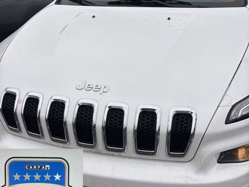 Used 2016 Jeep Cherokee Latitude w/ Cold Weather Group image 1