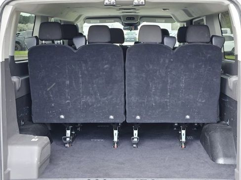 Used 2024 Ford Transit 350 XLT RWD image 29