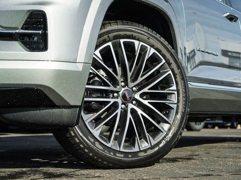 New 2026 GMC Terrain Denali w/ LPO, Floor Liner Package image 6