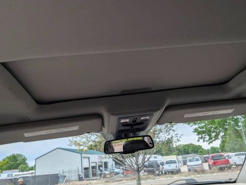 Used 2018 RAM 3500 Laramie Longhorn w/ Cold Weather Group AWD/4WD image 20