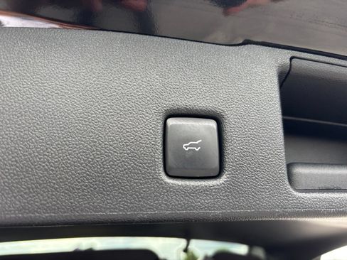 Used 2024 Ford Escape Active FWD image 17