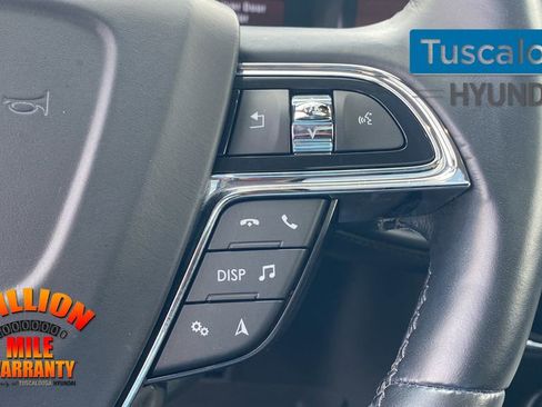 Used 2022 Lincoln Nautilus Reserve w/ Equipment Group 201A image 20