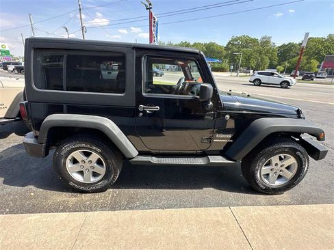 Used 2014 Jeep Wrangler Sport w/ Quick Order Package 24S AWD/4WD image 2