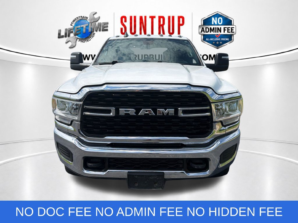 Used 2024 RAM 3500 SLT w/ Quick Order Package 2YG SLT AWD/4WD image 9