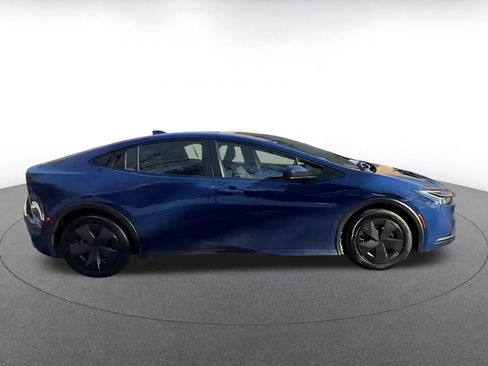 Used 2025 Toyota Prius LE image 14
