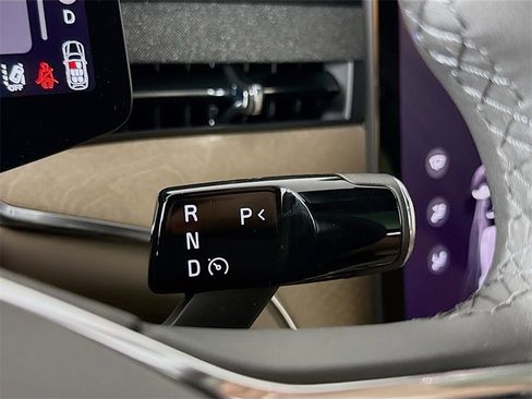 New 2025 Volvo EX90 Plus image 16