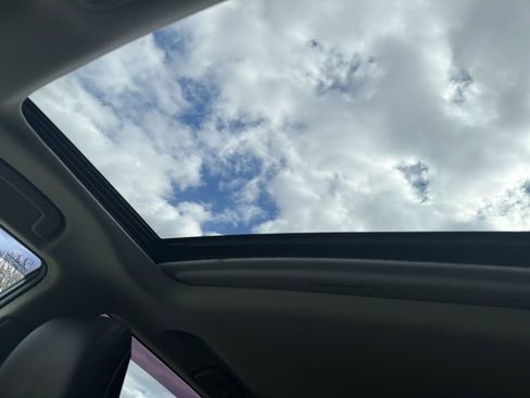 Used 2015 Lexus GX 460 w/ Navigation Package image 39