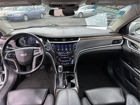Used 2018 Cadillac XTS Premium Luxury image 10
