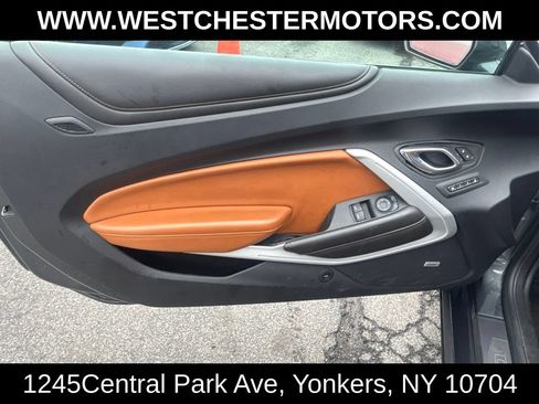 Used 2016 Chevrolet Camaro SS RWD image 21