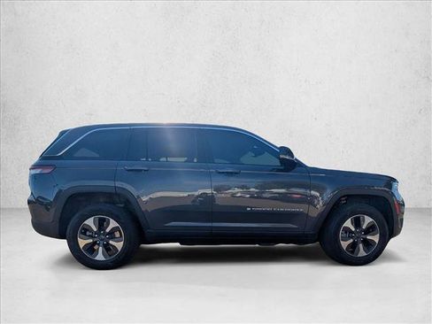 Used 2022 Jeep Grand Cherokee Limited 4xe AWD/4WD image 4