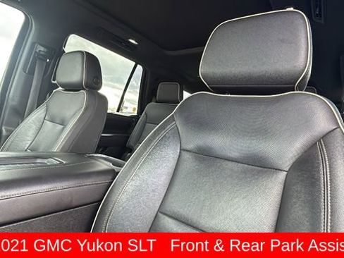 Used 2021 GMC Yukon SLT w/ SLT Premium Package image 11