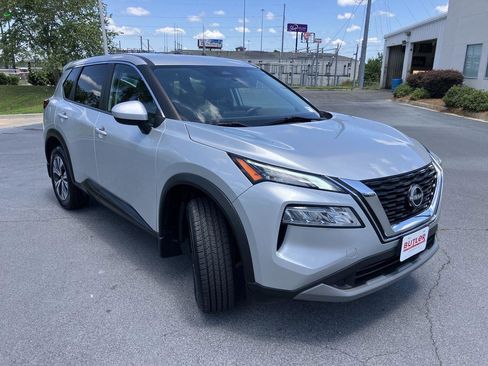 Used 2023 Nissan Rogue SV AWD/4WD image 7