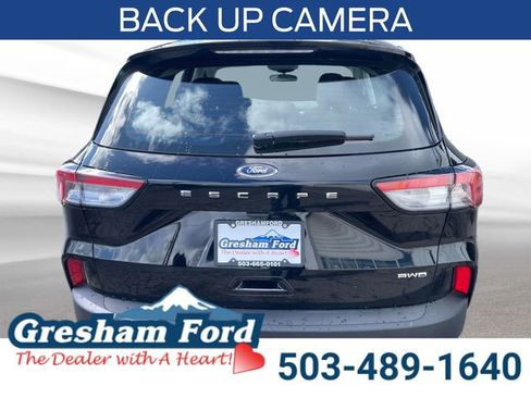 Used 2022 Ford Escape S image 5