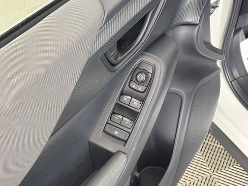 Certified 2024 Subaru Crosstrek 2.0i Premium w/ Crosstrek Mirror Package image 25