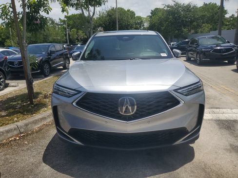 Certified 2025 Acura MDX FWD w/ Technology Package image 2
