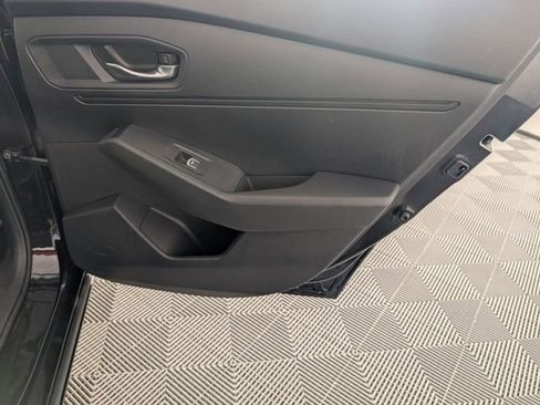 Used 2024 Honda Accord Sport image 30