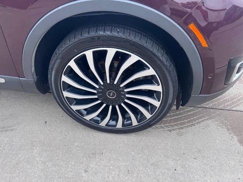 Used 2019 Lincoln Nautilus Black Label AWD/4WD image 7