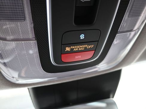 Used 2023 Hyundai Elantra Limited w/ Cargo Package image 32