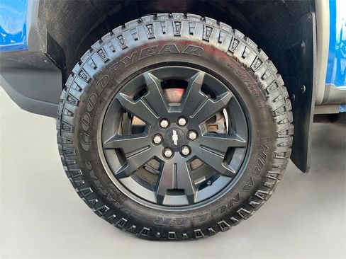Used 2022 Chevrolet Colorado ZR2 w/ ZR2 Dusk Special Edition image 29